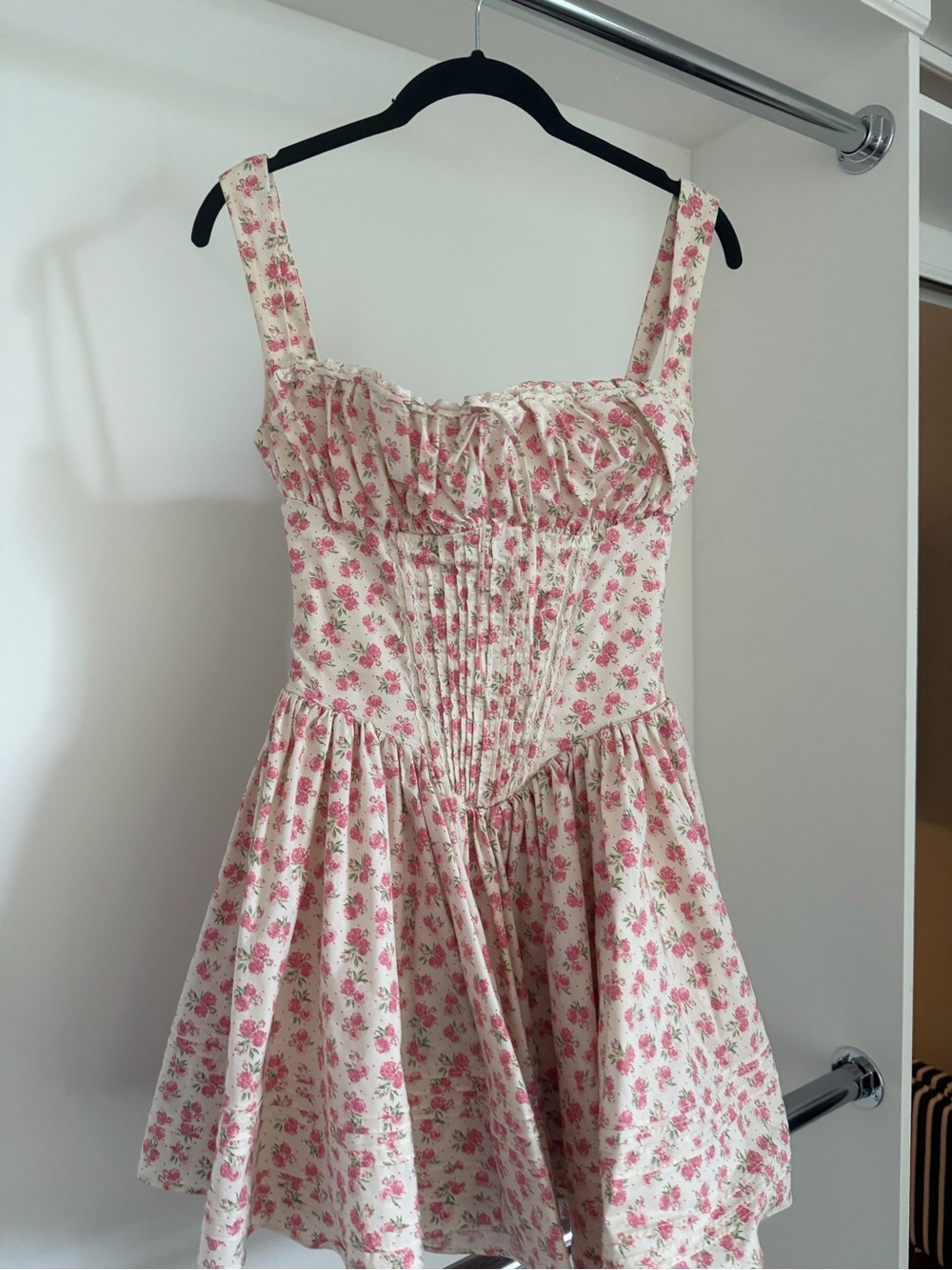 House of CB Pink Floral Corset Mini Dress - Picture 2 of 3